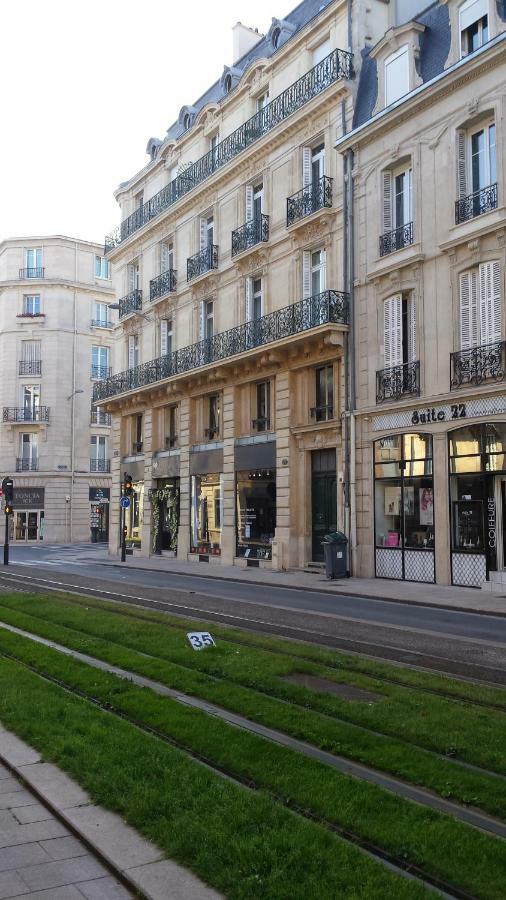 The Absolute Center Of Reims Ξενοδοχείο Εξωτερικό φωτογραφία